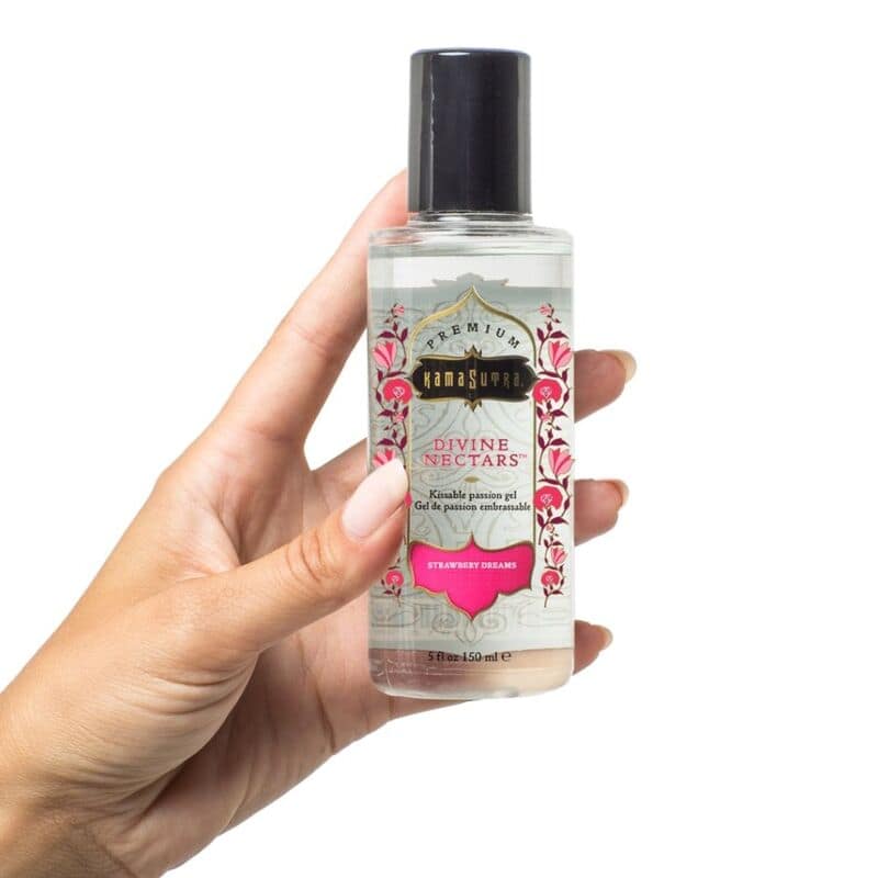 KAMASUTRA - DIVINE NECTARS STRAWBERRY DREAM LUBRICANT 150 ML - Image 2